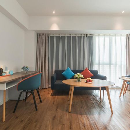 Holiday Inn Express Qingdao Chengyang Central By Ihg Kültér fotó